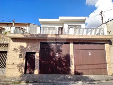 Casa com 3 Quartos à venda, 220m² no Vila Paulicéia, São Paulo