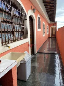 Sobrado com 3 Quartos à venda, 250m² no Vila Franci, São Paulo