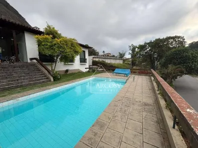 Casa com 4 Quartos à venda, 1000m² no Quitandinha, Petrópolis
