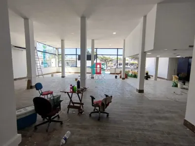 Ponto Comercial para venda ou aluguel, 872m² no Recreio dos Bandeirantes, Rio de Janeiro