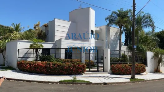 Casa com 4 Quartos para alugar, 1280m² no Parque Residencial Nardini, Americana