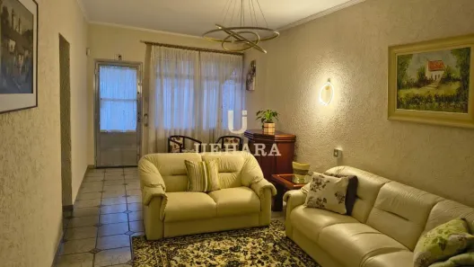 Casa com 6 Quartos à venda, 276m² no Parque Peruche, São Paulo