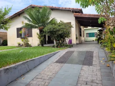 Casa com 5 Quartos à venda, 183m² no Balneário Stella Maris, Peruíbe