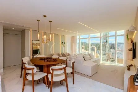 Apartamento com 3 Quartos para alugar, 130m² no Centro, Balneário Camboriú