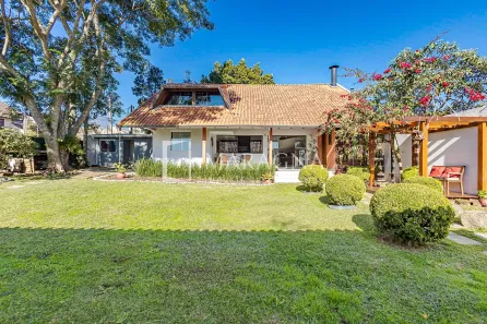 Casa com 4 Quartos à venda, 302m² no Atuba, Curitiba