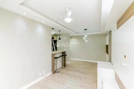 Apartamento com 3 Quartos para alugar, 80m² no Jardim Carvalho, Porto Alegre