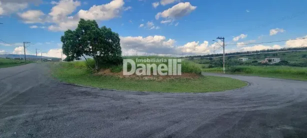 Lote/Terreno à venda, 1026m² no Loteamento Comercial e Residencial Village da Serra, Tremembé