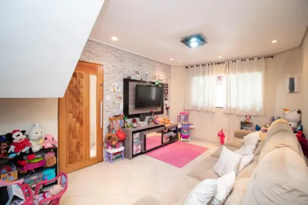 Casa com 3 Quartos para alugar, 144m² no Centro, Guarulhos