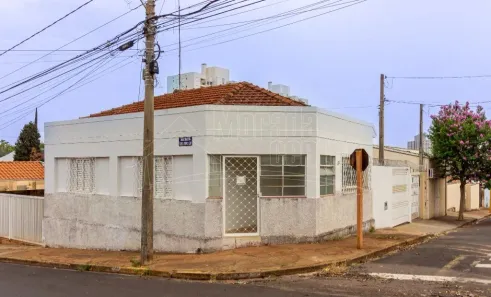 Casa com 2 Quartos para alugar, 164m² no Centro, Araraquara