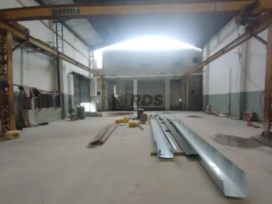 Galpão/Depósito/Armazém para alugar, 386m² no Serraria, Diadema