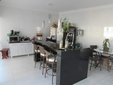 Fazenda/Sítio com 5 Quartos à venda, 333m² no Pereiras, Limeira
