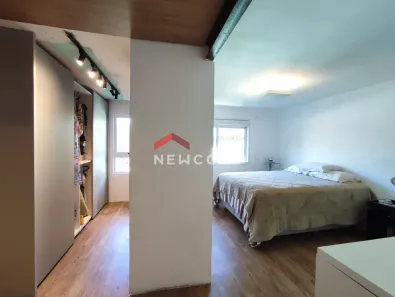 Casa com 3 Quartos à venda, 257m² no Campo Comprido, Curitiba