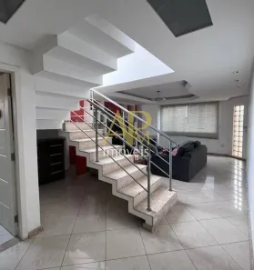 Casa com 3 Quartos à venda, 274m² no Barreiros, São José