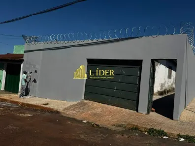 Casa com 3 Quartos à venda, 105m² no Luizote de Freitas, Uberlândia