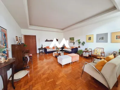 Casa com 7 Quartos para alugar, 314m² no Serra, Belo Horizonte