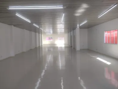 Galpão/Depósito/Armazém para alugar, 300m² no Jardim Maria Rosa, Taboão da Serra