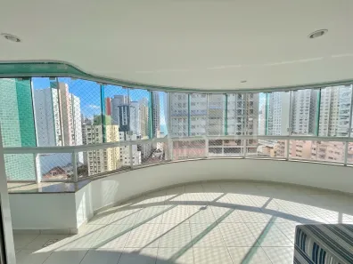 Apartamento com 3 Quartos para alugar, 120m² no Centro, Balneário Camboriú