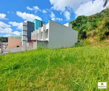 Lote/Terreno à venda, 692m² no Itaum, Joinville