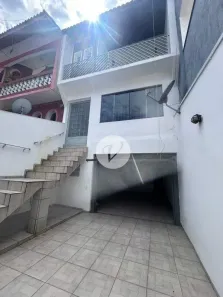Sobrado com 3 Quartos para alugar, 255m² no Jardim Las Vegas, Santo André