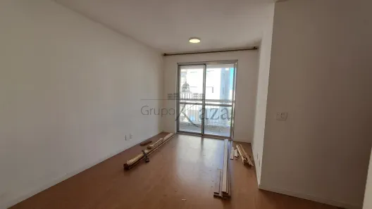 Apartamento com 3 Quartos para alugar, 75m² no Aclimação, São Paulo