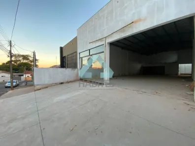Galpão/Depósito/Armazém para alugar, 280m² no Vila dos Lavradores, Botucatu