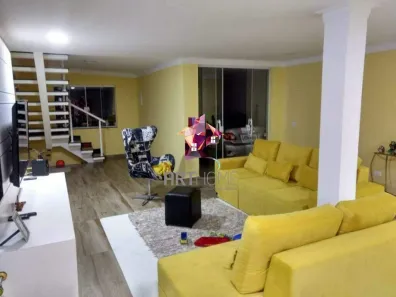 Sobrado com 3 Quartos à venda, 222m² no Baeta Neves, São Bernardo do Campo