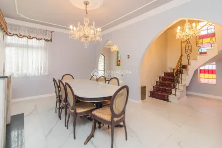 Casa com 3 Quartos à venda, 310m² no Menino Deus, Porto Alegre