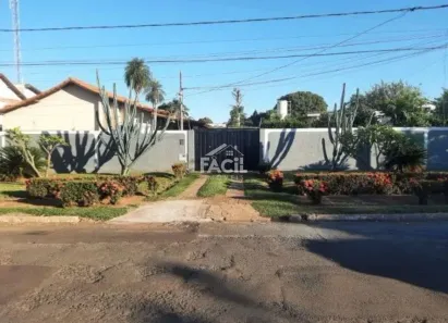 Casa com 5 Quartos à venda, 465m² no Vila Taveirópolis, Campo Grande
