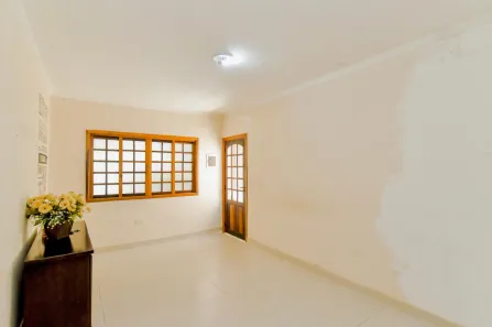 Casa com 2 Quartos para alugar, 74m² no Jardim Palmira, Guarulhos