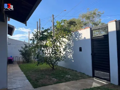 Casa com 2 Quartos para alugar, 150m² no Residencial Água Branca, Boituva