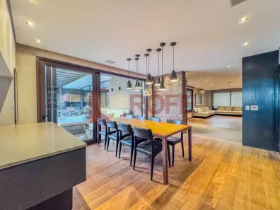 Casa com 5 Quartos à venda, 634m² no Jardim Europa, São Paulo