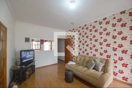 Casa com 5 Quartos à venda, 449m² no Taboão, Diadema