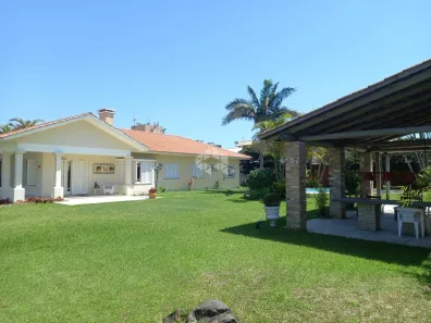 Casa com 4 Quartos à venda, 212m² no Zona Nova, Capão da Canoa