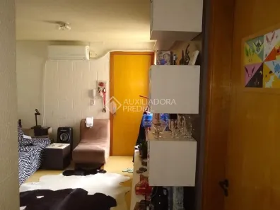 Apartamento com 2 Quartos à venda, 38m² no Vila Nova, Porto Alegre