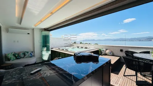 Apartamento com 3 Quartos à venda, 224m² no Estreito, Florianópolis