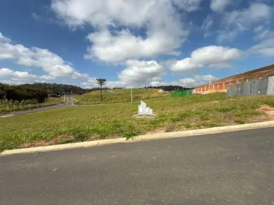 Lote/Terreno à venda, 240m² no Casa de Pedra, Volta Redonda