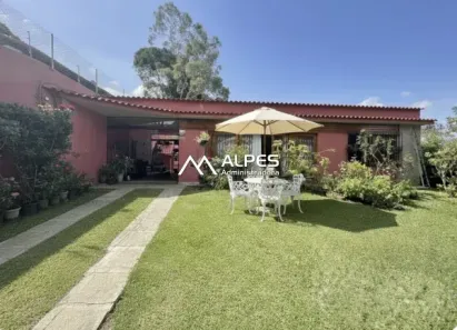Casa com 4 Quartos à venda, 224m² no Iucas, Teresópolis