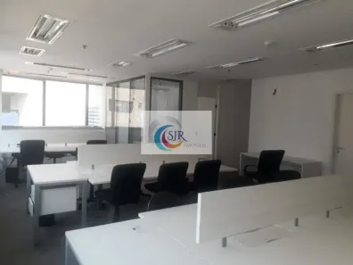 Sala Comercial para alugar, 248m² no Vila Olímpia, São Paulo