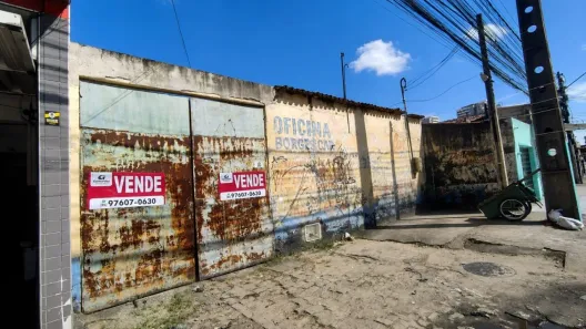Lote/Terreno à venda, 330m² no São Gerardo, Fortaleza
