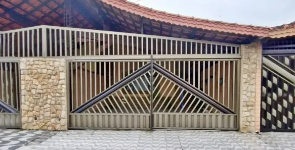 Casa com 2 Quartos à venda, 100m² no Boqueirão, Praia Grande