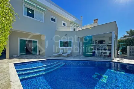 Casa de Condomínio com 4 Quartos à venda, 296m² no , Peruíbe