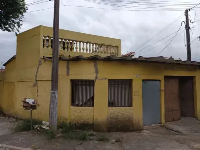 Sobrado com 4 Quartos à venda, 125m² no Conjunto Residencial Trinta e Um de Março, São José dos Campos