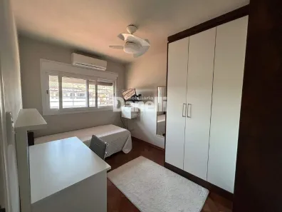 Sobrado com 3 Quartos à venda, 141m² no Centro, Taubaté