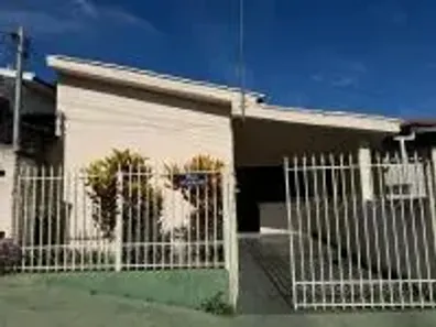 Casa com 2 Quartos à venda, 150m² no Centro, Florestal