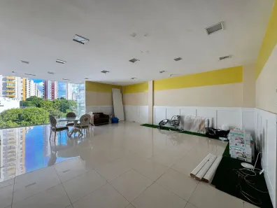 Prédio Comercial com 5 Quartos para alugar, 1000m² no Nazaré, Belém