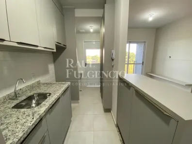 Apartamento com 2 Quartos para alugar, 51m² no Aurora, Londrina