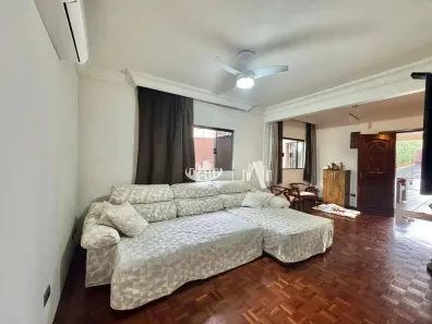 Casa com 4 Quartos à venda, 160m² no Parque Residencial Joaquim Toledo Piza, Londrina