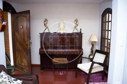Casa com 3 Quartos à venda, 250m² no Jardim Colonial, São Paulo