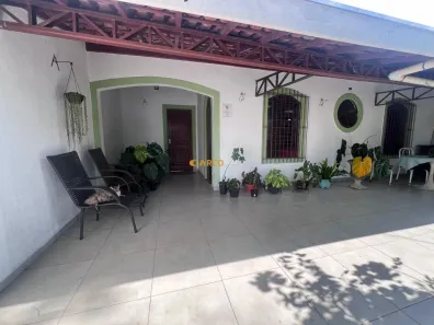 Casa com 3 Quartos à venda, 181m² no Jardim Satélite, São José dos Campos