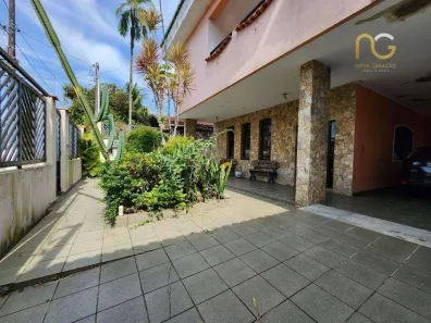 Sobrado com 3 Quartos à venda, 360m² no Canto do Forte, Praia Grande